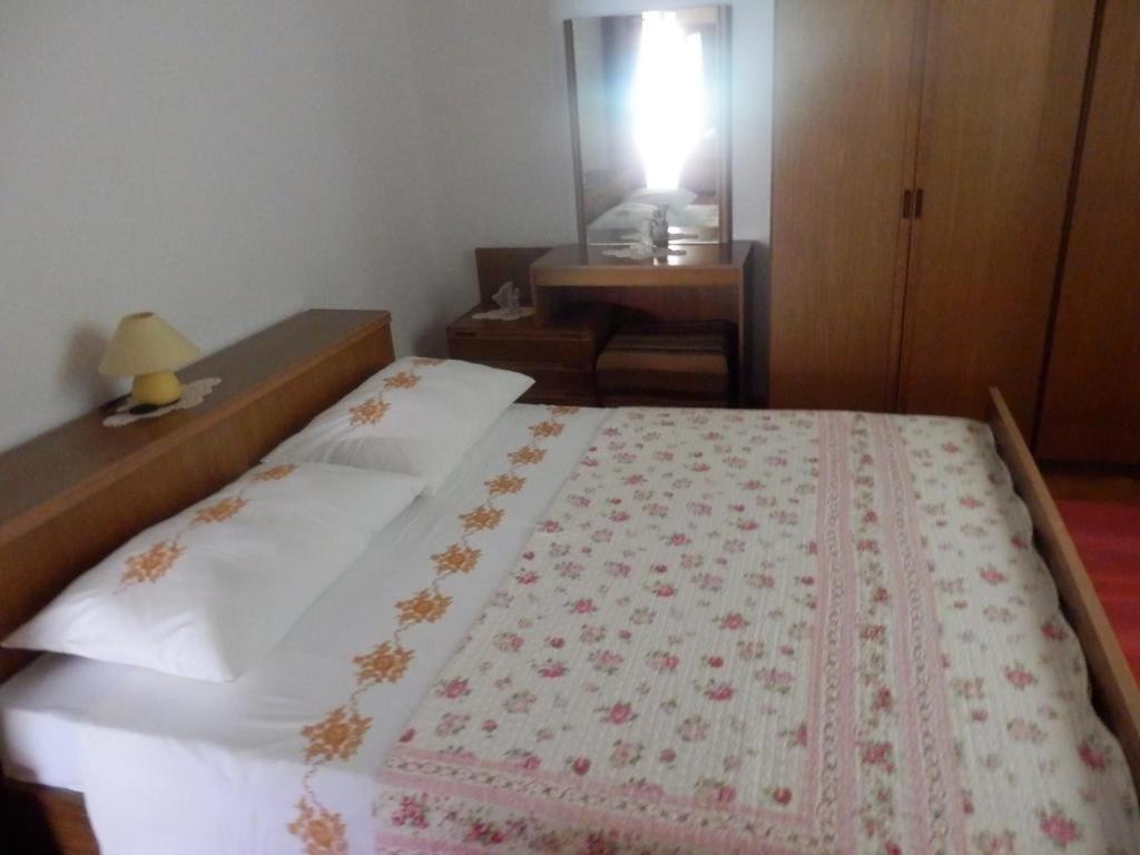 Apartments Vesna & Ivica Mirca  Ngoại thất bức ảnh